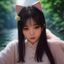 猎头顾问晓悦头像，职业女性干练形象，简洁背景